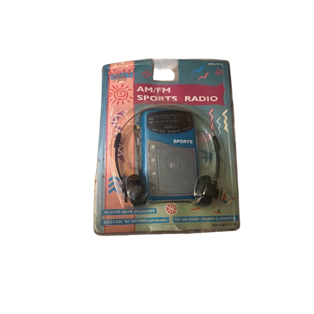 Lenoxx Street‎ Beat 1996 Vintage AM/FM Sports Radio Model PR-35M  Brand New